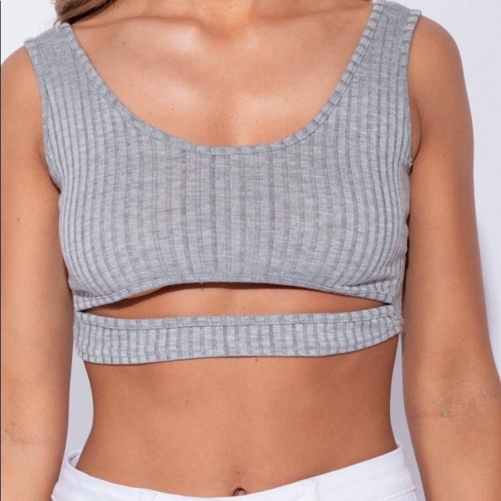 Gray ribbed cut out crop top